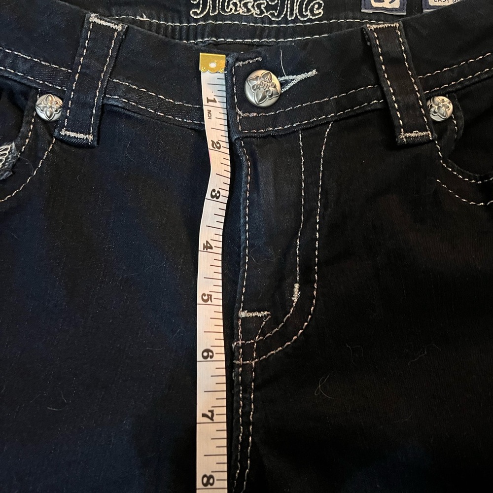 Miss me jeans.  29 mid rise east boot. Brand new